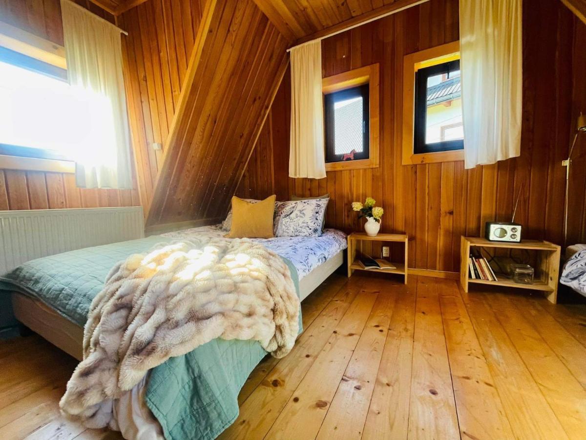 Lobrotno Gazdzina - Goralska Chalupa Na Wylacznosc Bukowina Tatrzańska Exteriör bild